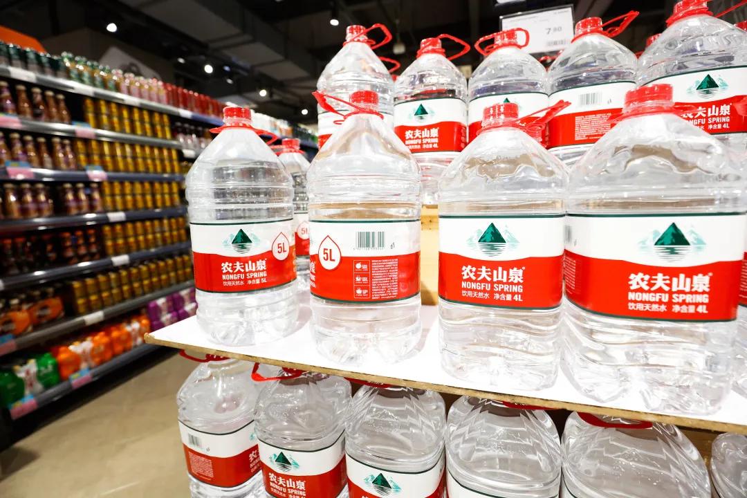 钟睒睒复仇，开了连环炮