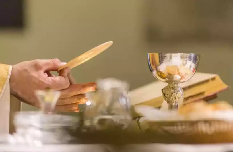 科普 | 圣诞节为什么拼写成Xmas？圣诞快乐可以说成Happy Christmas吗？