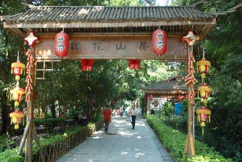 丛飞：行善11年，却被说好人没好报？他的女儿现状告诉你答案