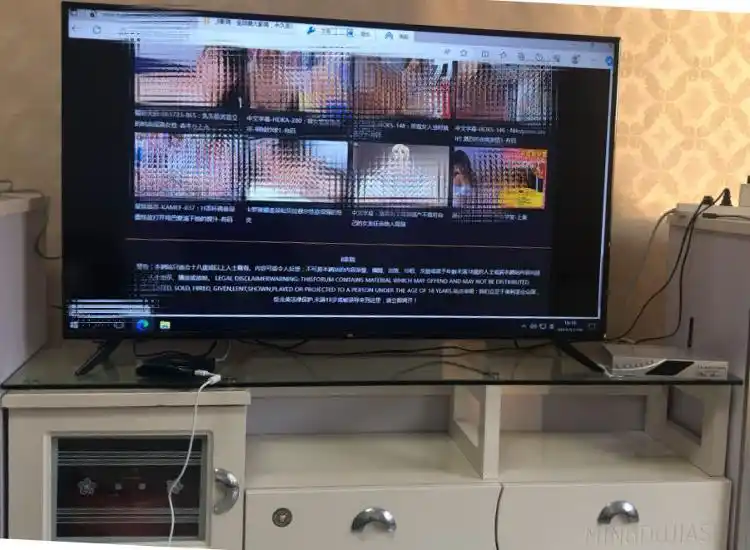 暗藏在电视里的赌博色情网站:为何能轻易链接到非法网站?