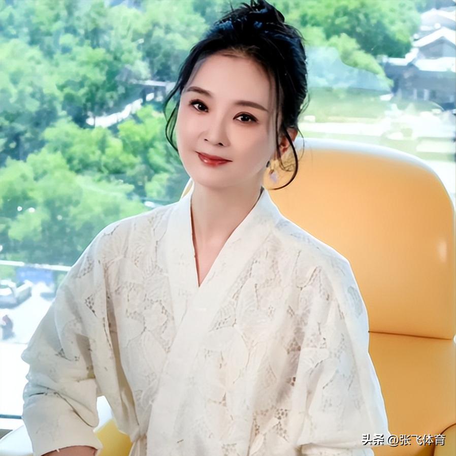 丈夫王志才失联7年,王艳丢失的面子,这次竟被19岁儿子找了回来