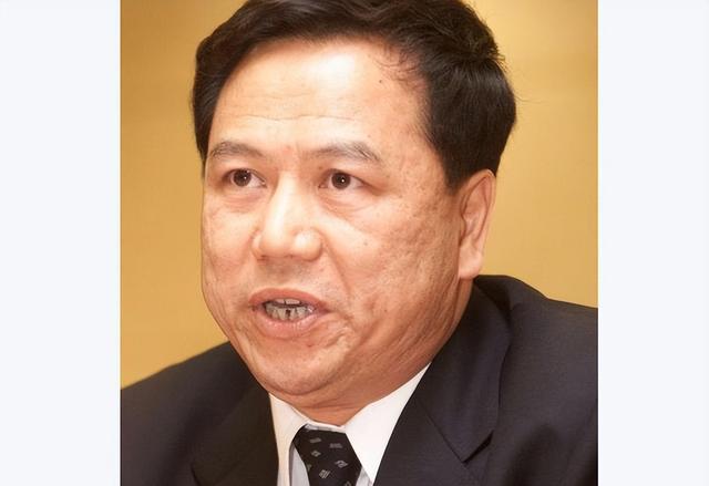 丈夫王志才失联7年，王艳丢失的面子，这次竟被19岁儿子找了回来