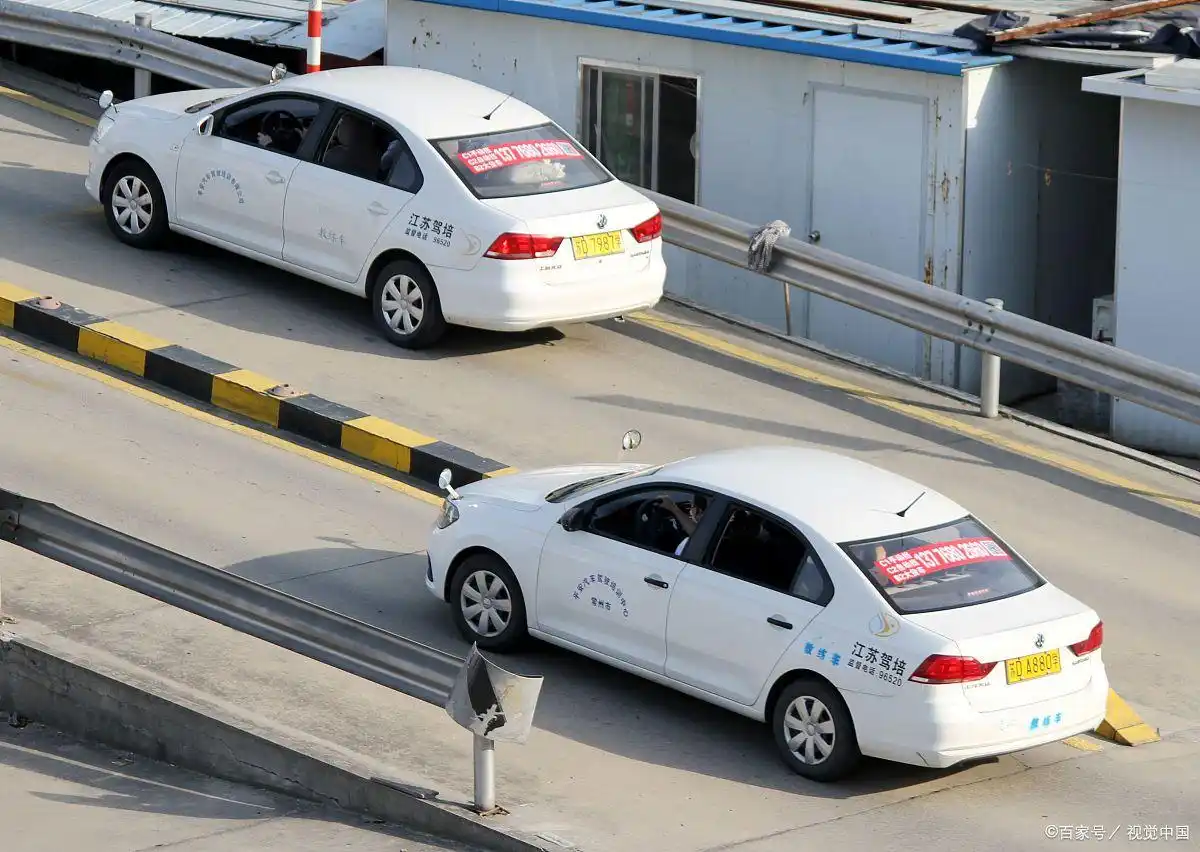 练车科目二倒车入库技巧