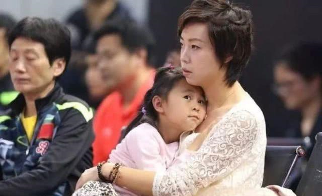 富商徐威与袁立在一起12年，为什么最后还是娶了张怡宁？