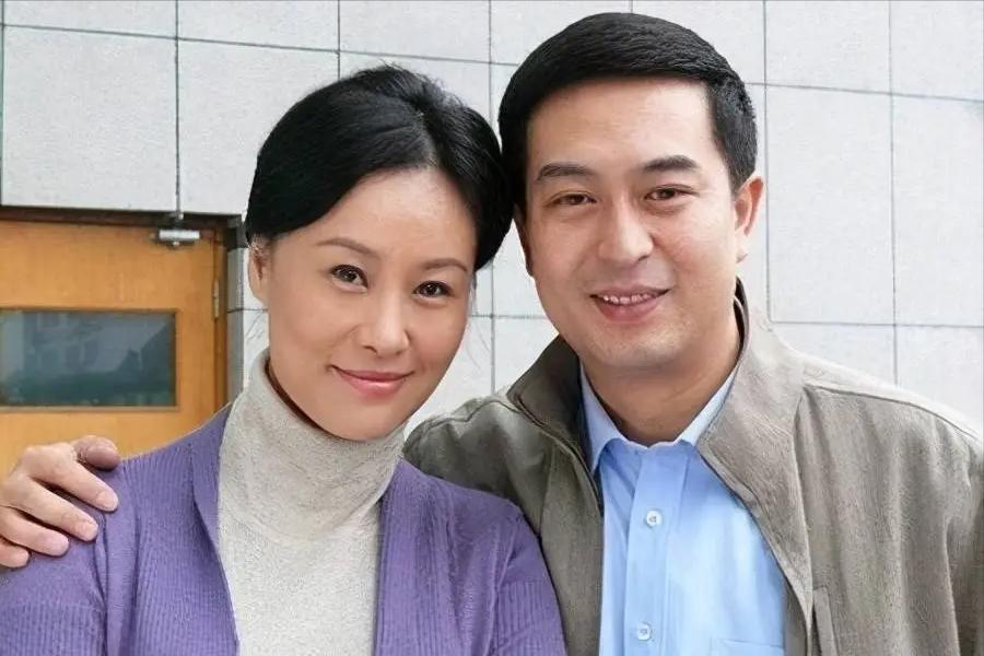 《蜗居》海藻到死都不知道，让宋思明神魂颠倒的，只是她的第一次