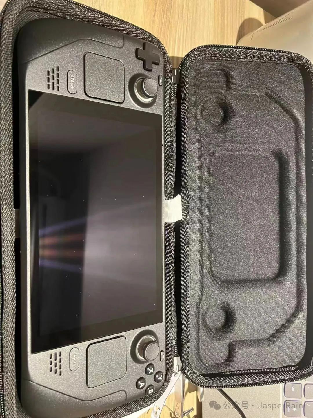 《一款我玩了很多年，却不急着让女儿玩的游戏》