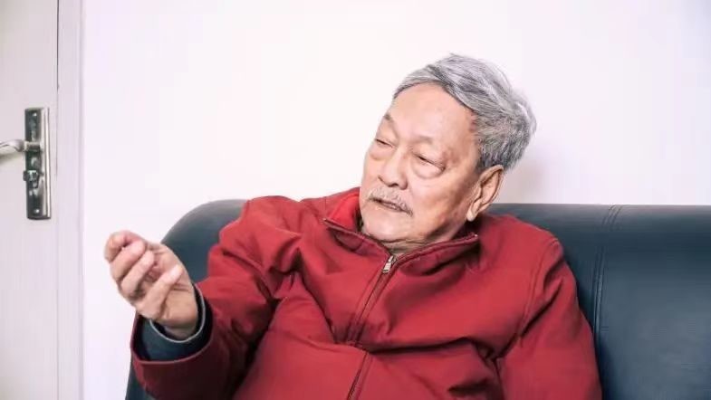 “张艺谋老师逝世”，为吸引流量造谣生事，人民网怒批无的无德