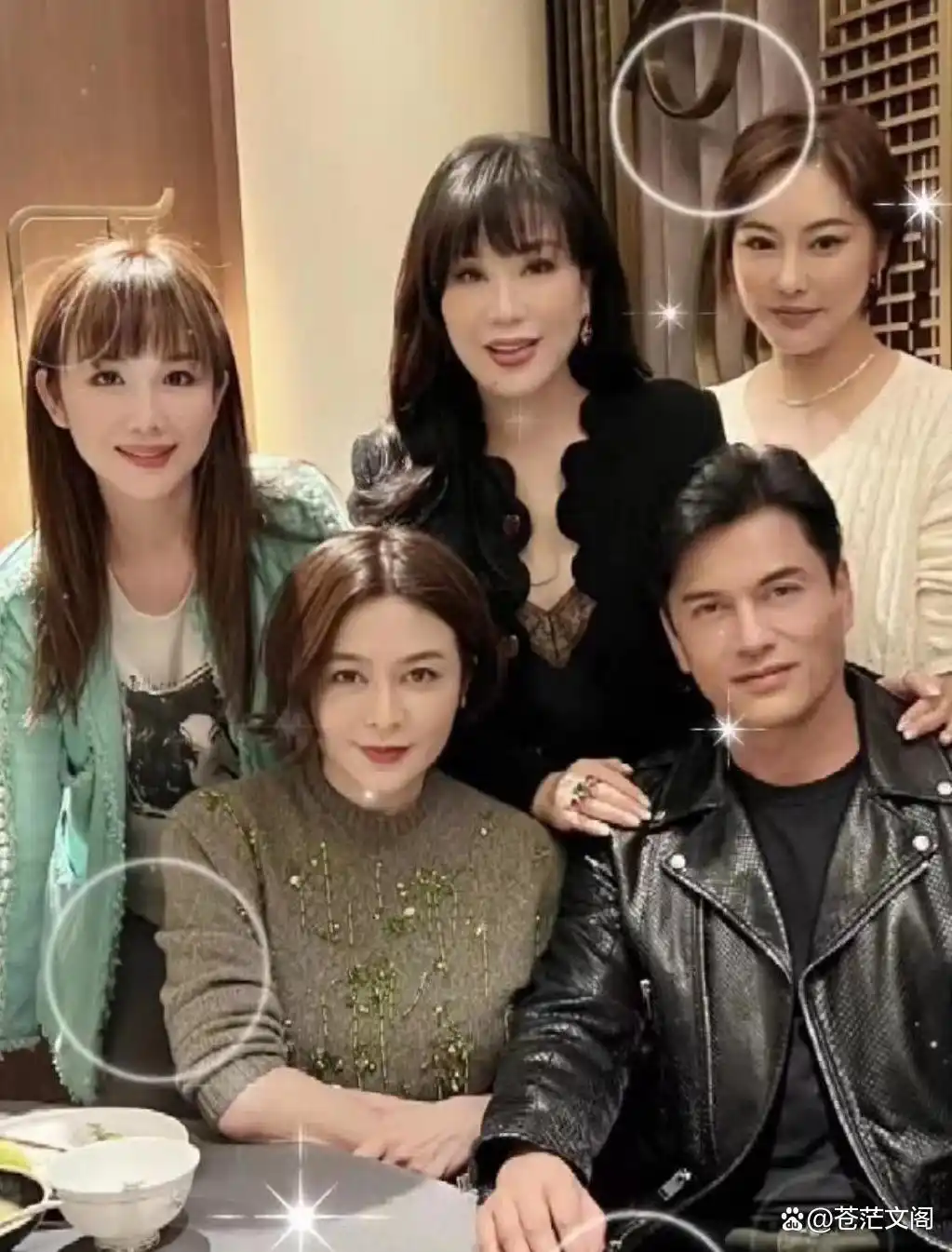 “冻龄男神”吕良伟：一婚周海媚，二婚邝美云，三婚娶贵州富婆