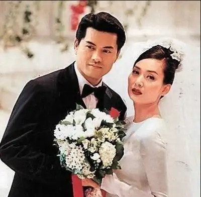 63岁吕良伟，娶3任妻子都是尤物，现身价过亿，只因娶了个好老婆