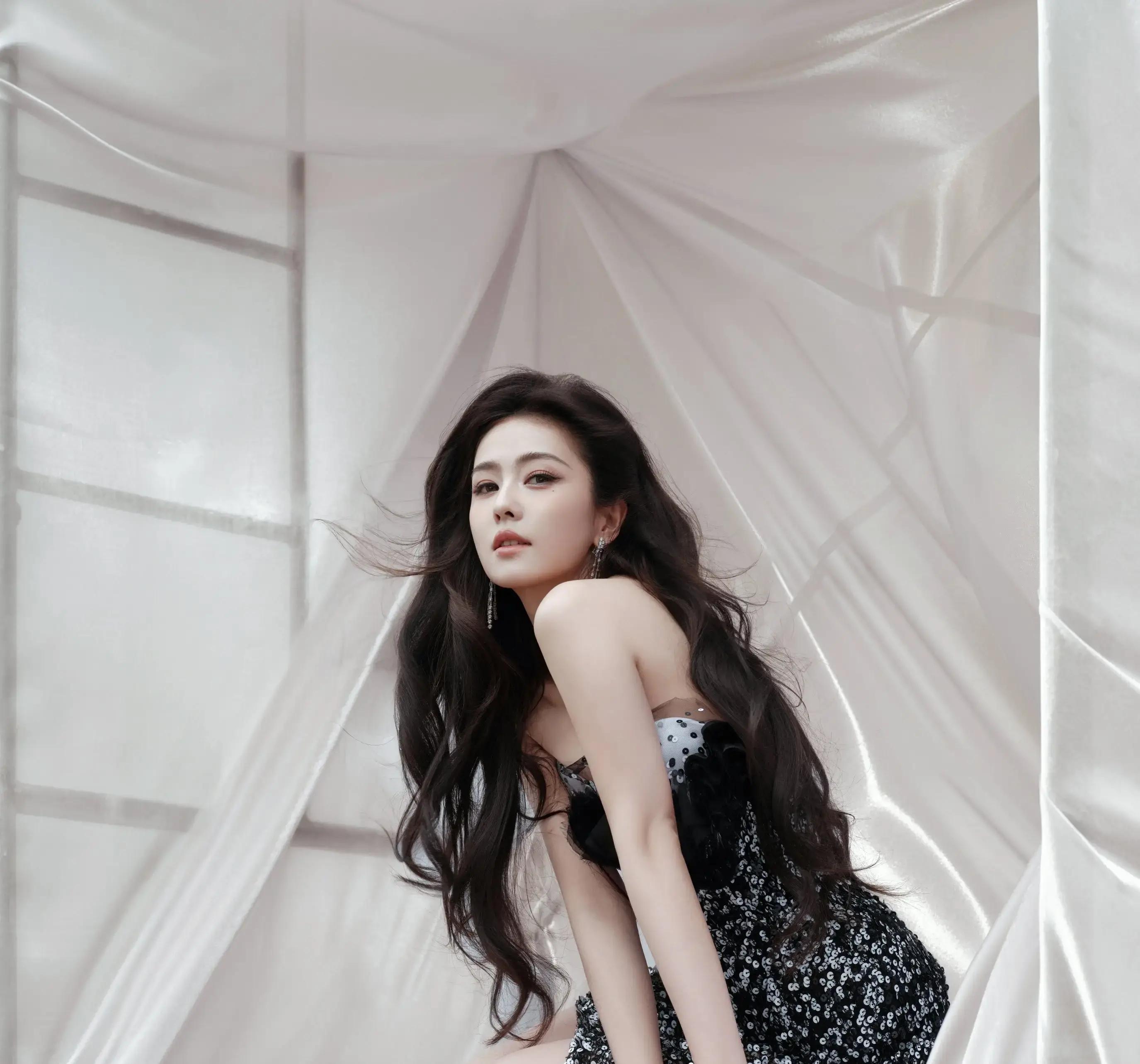 星光大赏红毯大赏:女星高定惊艳全场,谁是你的心动C位?