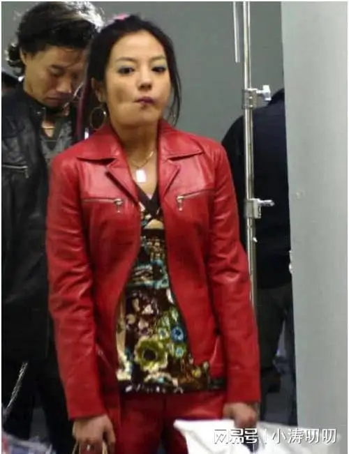 封杀4年后，49岁赵薇财力现状被扒，结果估计和你想得不一样