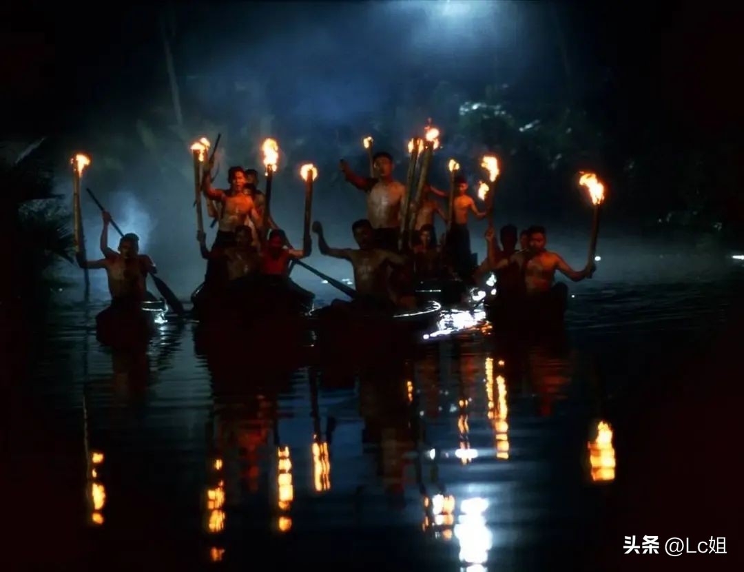 5部经典泰国恐怖片，剧情让人毛骨悚然，千万不要晚上独自观看！