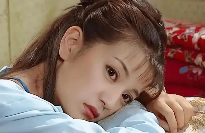 封杀4年后，49岁赵薇财力现状被扒，结果估计和你想得不一样