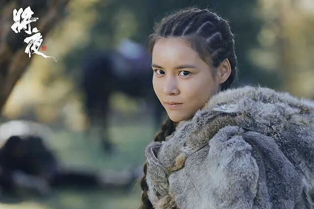 这位叫苏醒的“十八线男星”，这几年活得也太精彩了