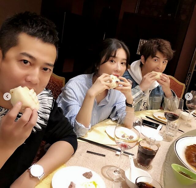 这位叫苏醒的“十八线男星”，这几年活得也太精彩了