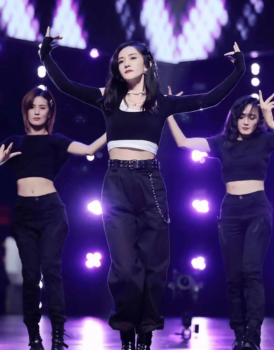 短短几天，张杰谢娜陆续公布喜讯，网络纷纷祝贺，终于迎来这一刻