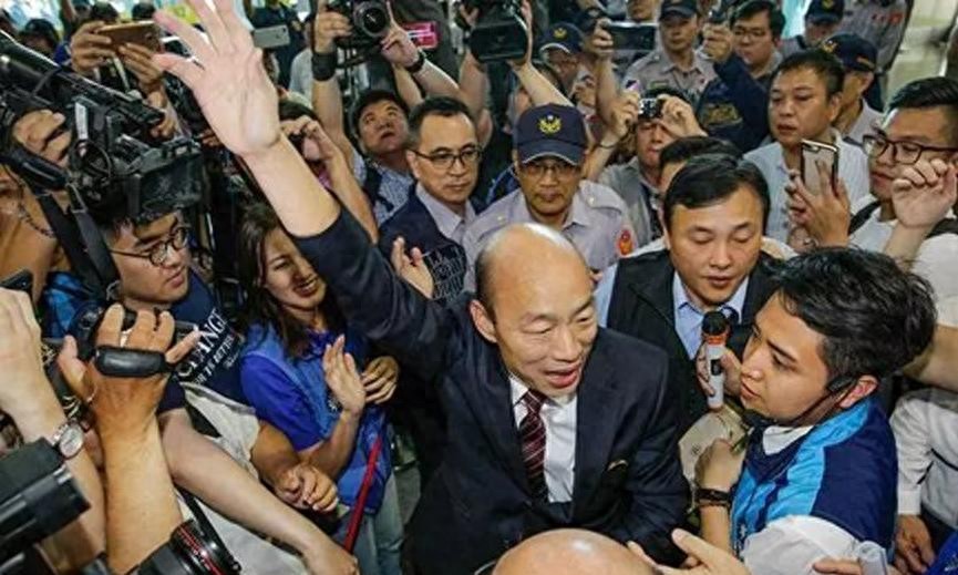 台湾最新民调出炉，蒋万安碾压，江启臣大胜，侯友宜已成2026变数