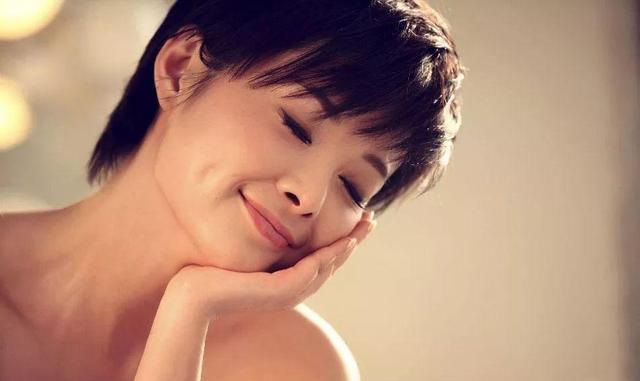 自1993年起，富商徐威专宠袁立12年，为何转身娶了小20岁的张怡宁