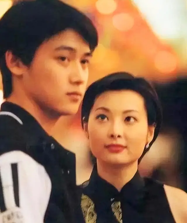 身价300亿富商徐威，宠爱袁立12年，为何最终娶奥运冠军张怡宁？