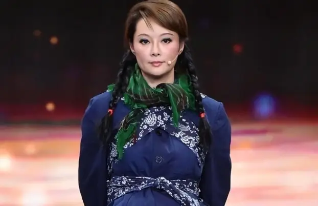 身价300亿富商徐威，宠爱袁立12年，为何最终娶奥运冠军张怡宁？