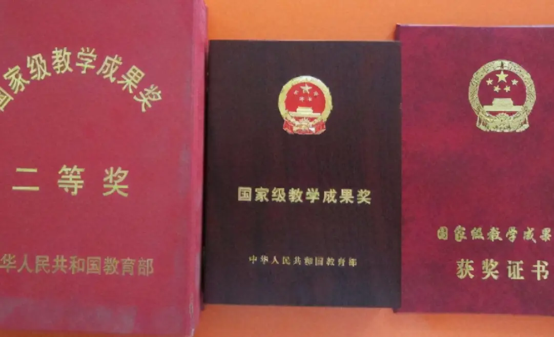 教师“代写论文”灰色产业链曝光，月销数千单，花钱评职称成风气