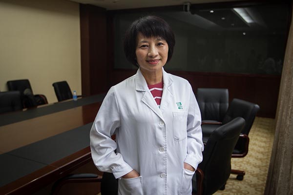 上海一产妇突发羊水栓塞，多家医院合力成功抢救过程被披露