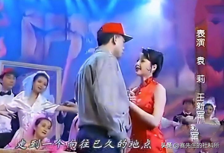 炮轰节目组,爆料明星黑料,口无遮拦的袁立是耿直还是“疯”?