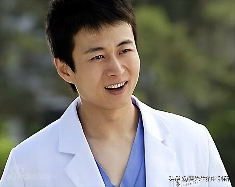 炮轰节目组,爆料明星黑料,口无遮拦的袁立是耿直还是“疯”?