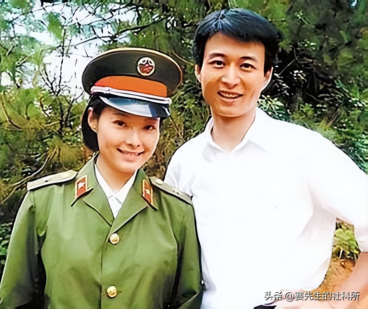 炮轰节目组,爆料明星黑料,口无遮拦的袁立是耿直还是“疯”?