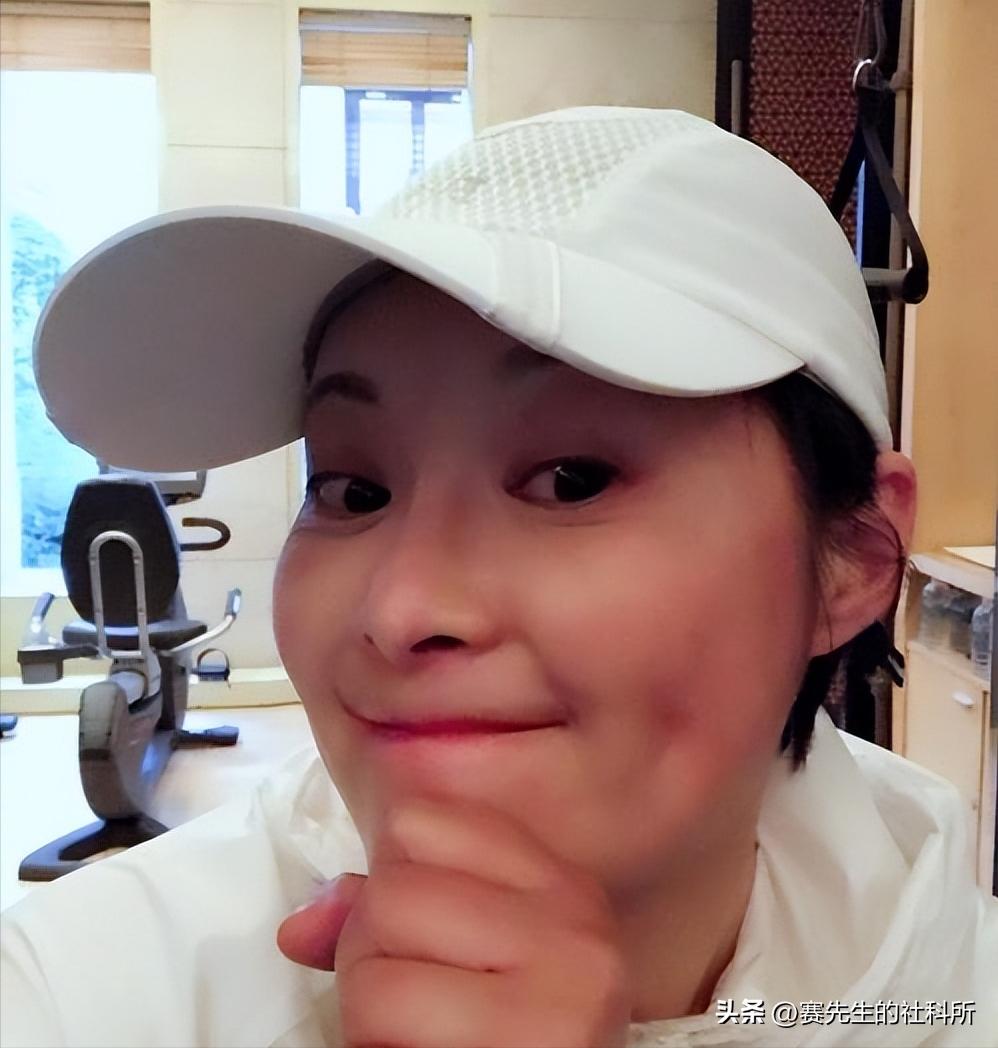 炮轰节目组,爆料明星黑料,口无遮拦的袁立是耿直还是“疯”?