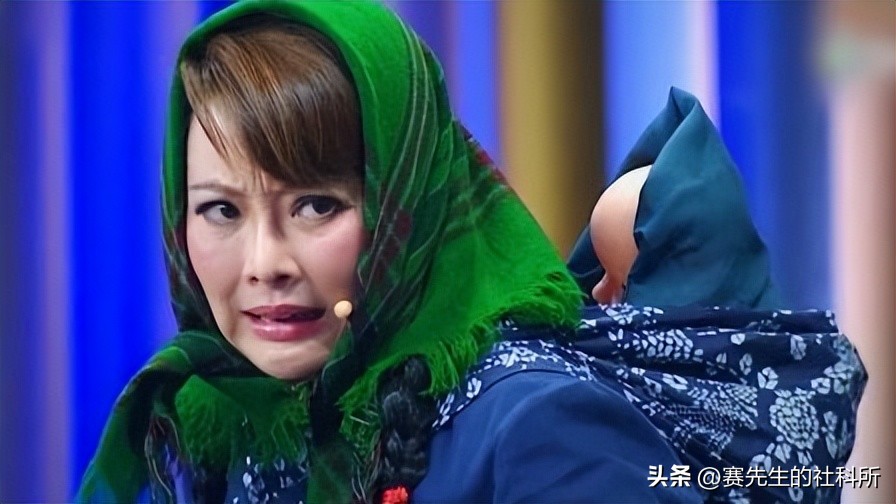 炮轰节目组,爆料明星黑料,口无遮拦的袁立是耿直还是“疯”?