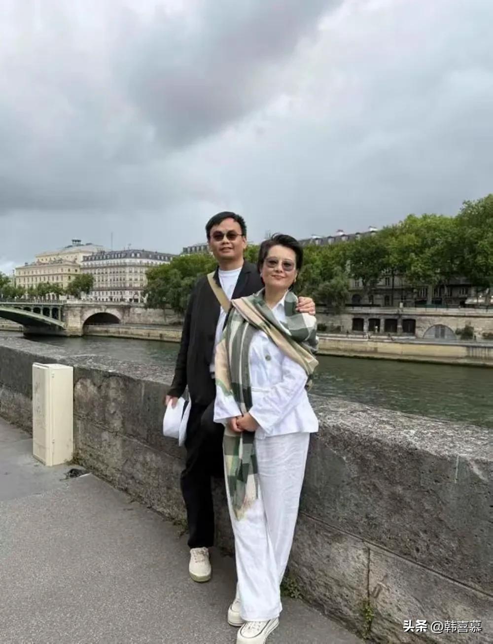 53岁袁立近况,年轻十岁,不生孩子国外冻卵,三婚两离,活的自我