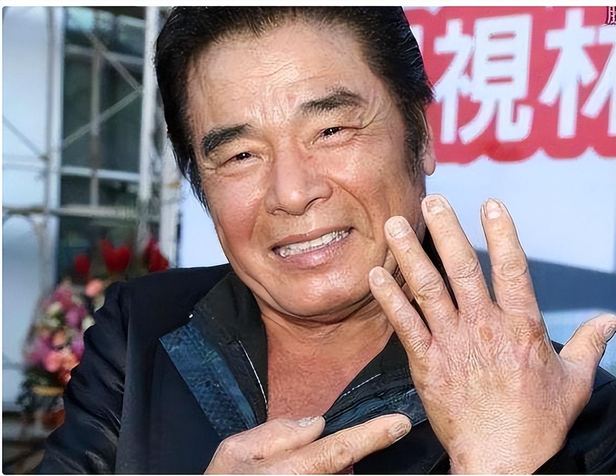 老戏骨雷洪:6个老婆同住一屋,每人每月7万零花钱,71岁娶第七房