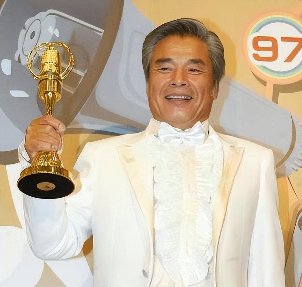 老戏骨雷洪:6个老婆同住一屋,每人每月7万零花钱,71岁娶第七房