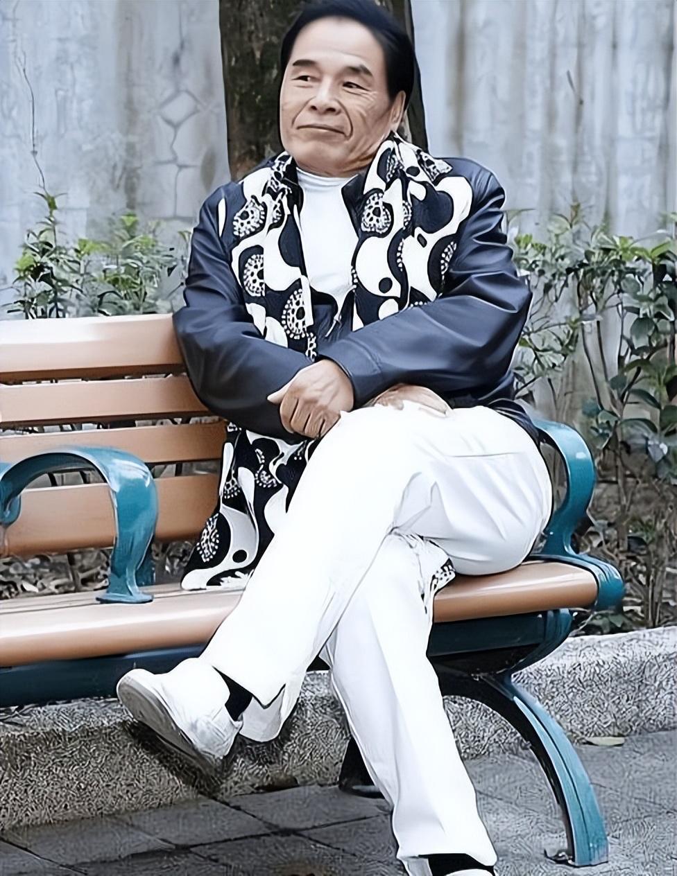 老戏骨雷洪:6个老婆同住一屋,每人每月7万零花钱,71岁娶第七房