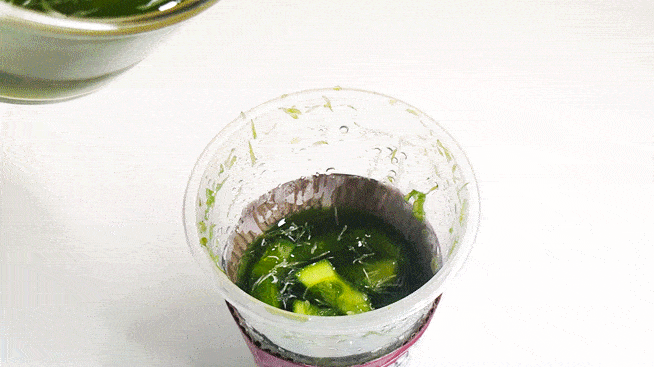 网红茶饮，在主场闪了腰