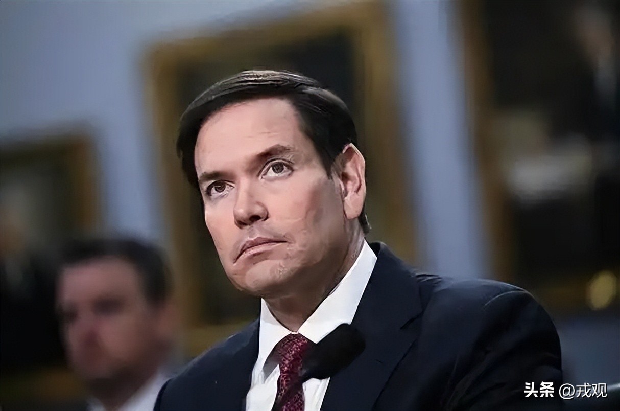 2026开局就搞事！AI颠覆生活，美欧为小岛掐架不留情面