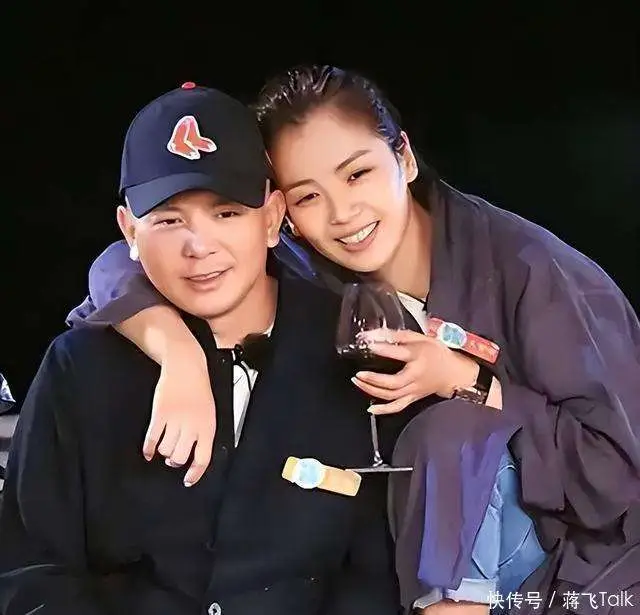 大难临头各自飞?为丈夫还清4亿债务的刘涛,已走上了另一条大道