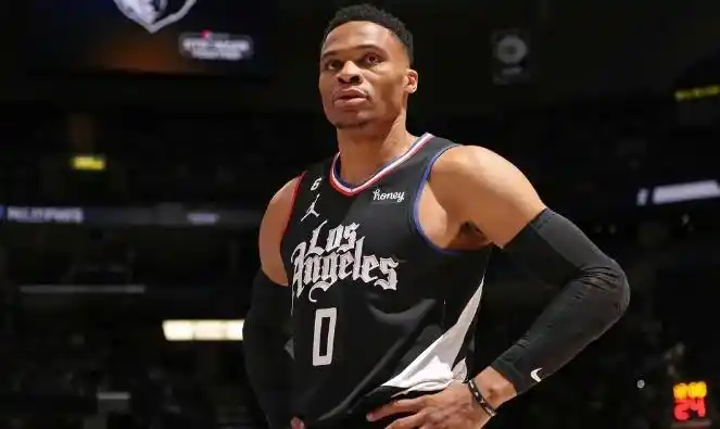 “只要我想，48分钟都可以不休息”，细数NBA历史5大体力怪