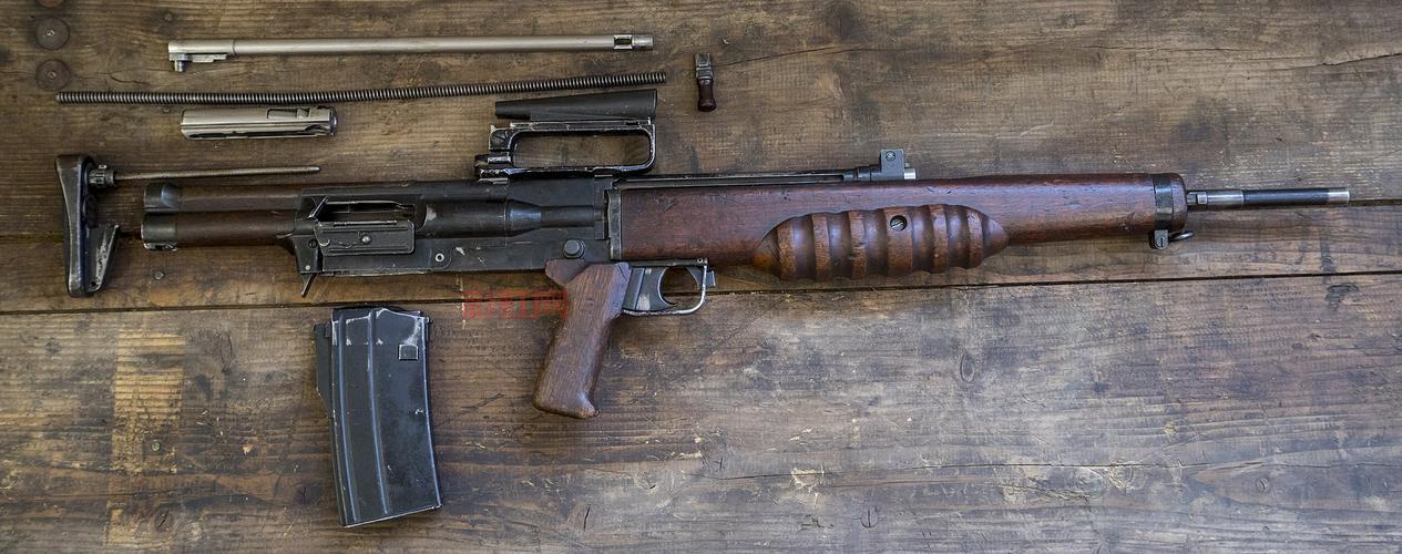L85A2军用步枪全面评测：为什么它备受关注？