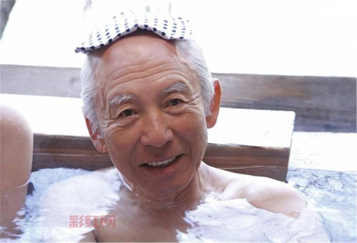 洗澡不仅仅是清洁，还是一种古老的治病疗法