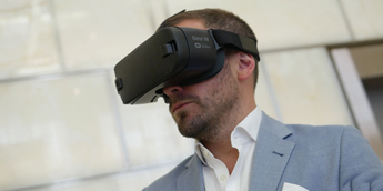 没有VR版没关系！教你用HTC VIVE玩《无人深空》