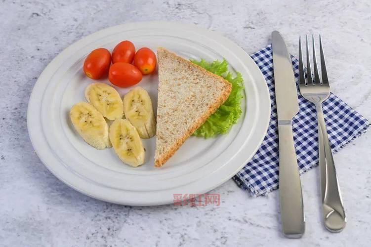 如何正确保存鸡蛋？避开这些易使鸡蛋变质的食物