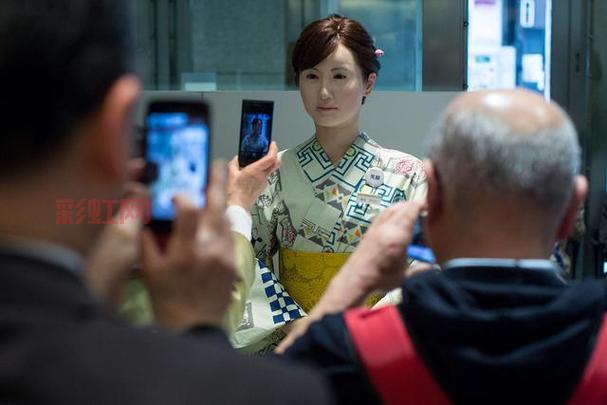 机器人杀人案件：韩国工人遭机械臂误伤致命事故