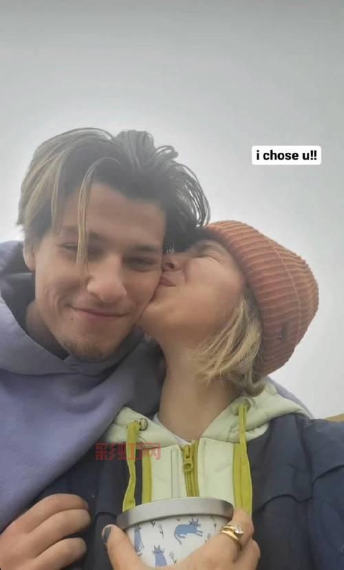 怪奇物语中的小11米莉·博比·布朗结婚，甜美婚纱照曝光