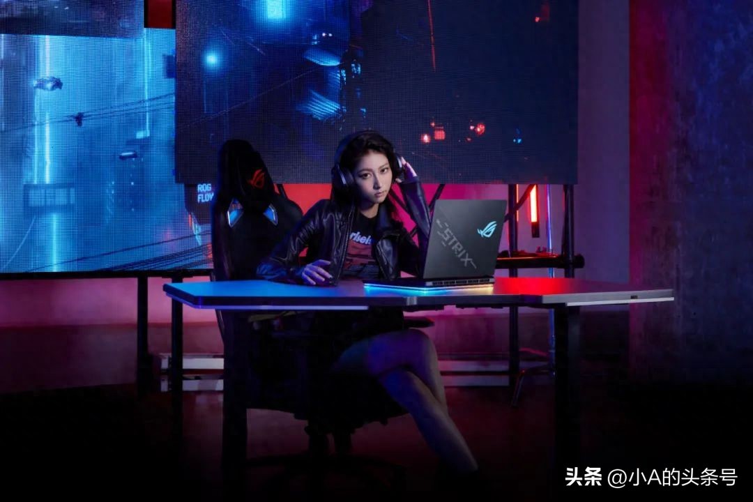 笔记本插入耳机后，声音仍然外放怎么办?