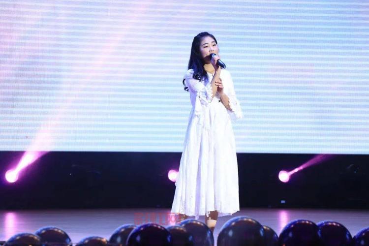 校花大赛精彩回顾：竞演背后的青春风采