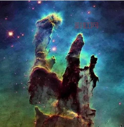 创生之柱揭秘：哈勃与韦伯望远镜捕捉的宇宙奇观