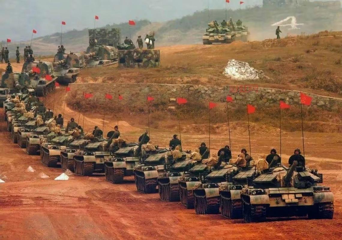 特种任务小游戏：坦克直升机射击火爆战场
