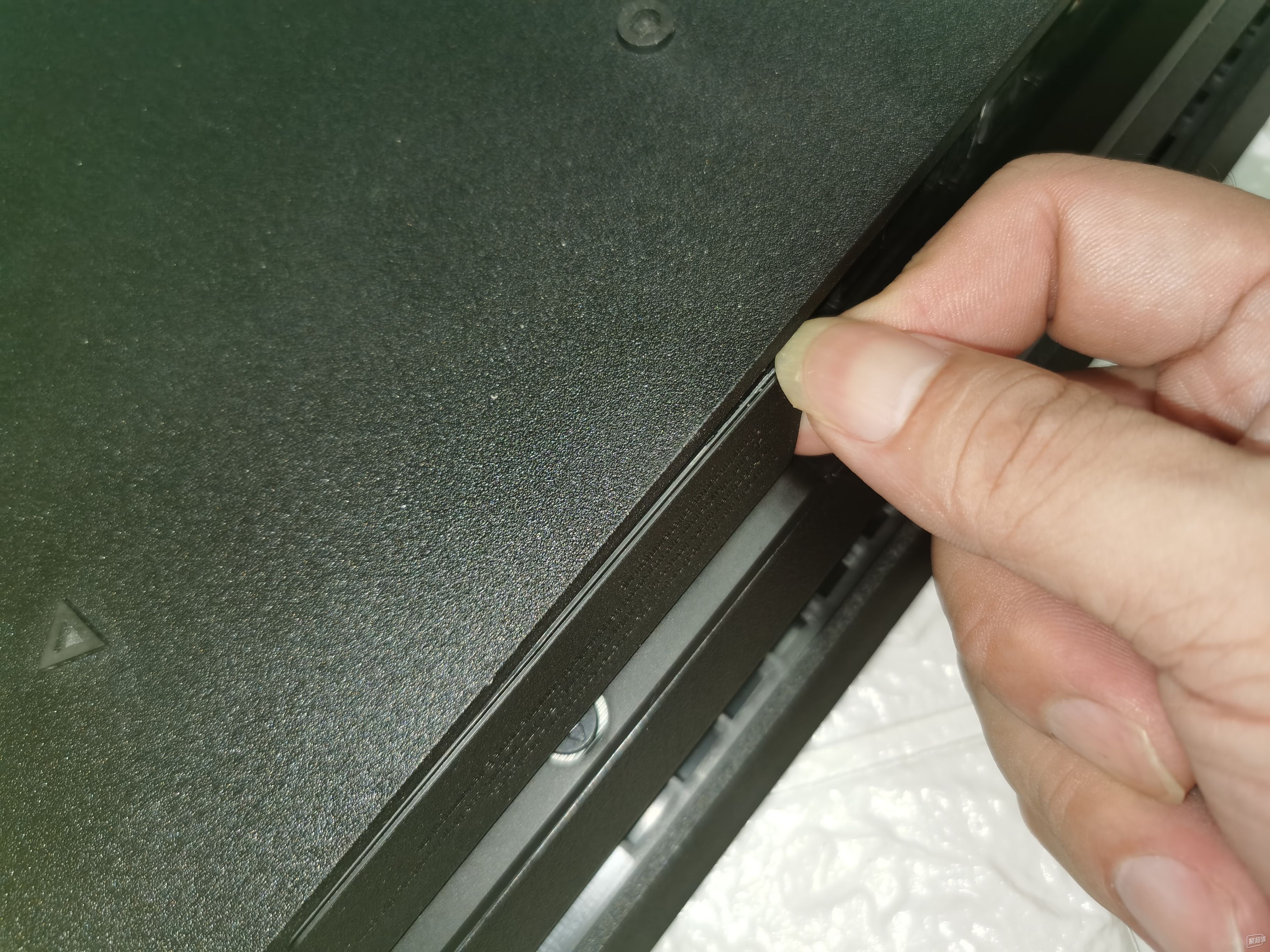 ️更换PS4 Pro内置SSD保姆级教程